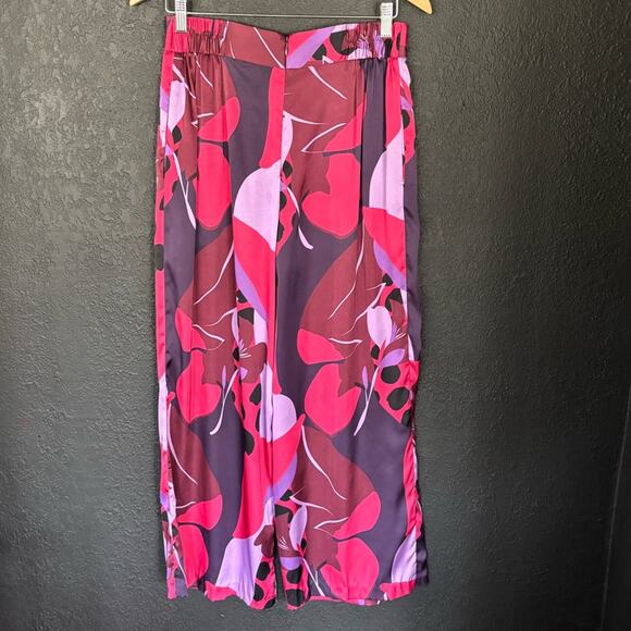 HUTCH Petite Printed Wide Leg Pant SP & MP - Picture 8 of 16